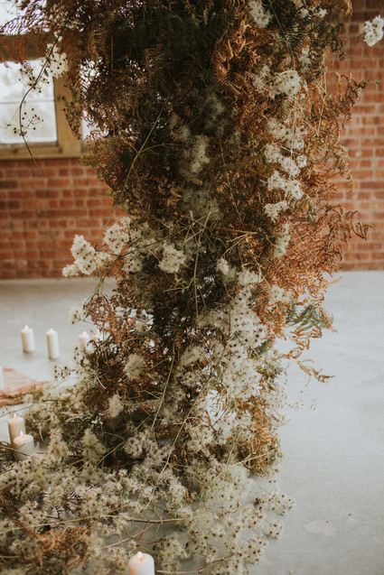 dried floral wedding arch
