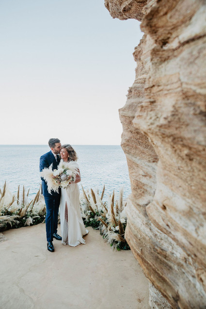 Micro wedding on cliffs of Greece