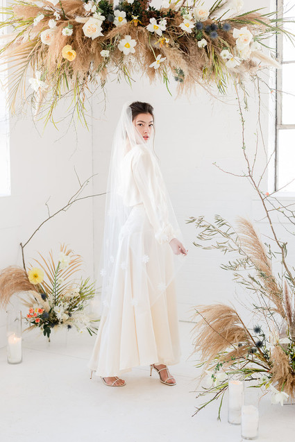 modern minimalist bridal fashion
