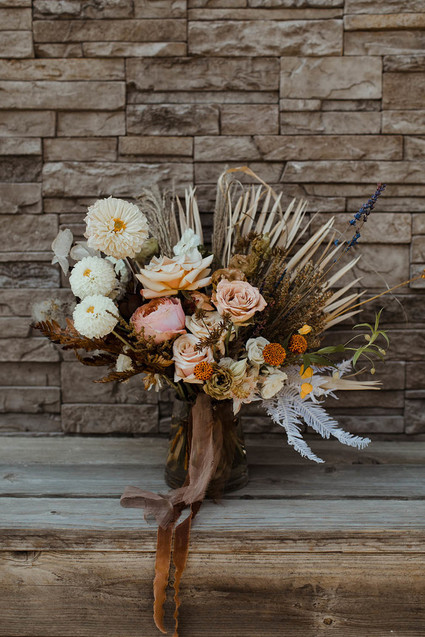 dried flower bouquet