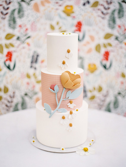 Charlotte's Web themed spring baby shower