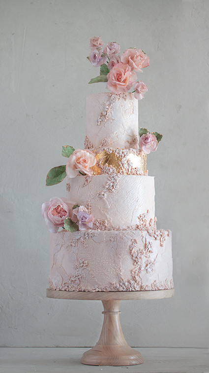 Fine art wedding cakes by Beata Tomasiewicz
