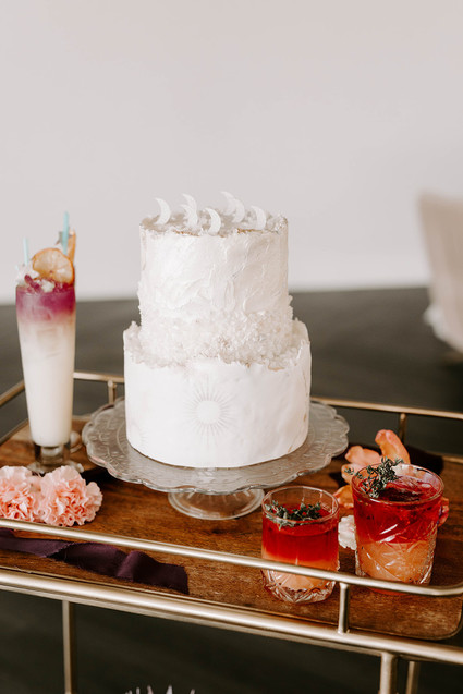 Moon wedding cake