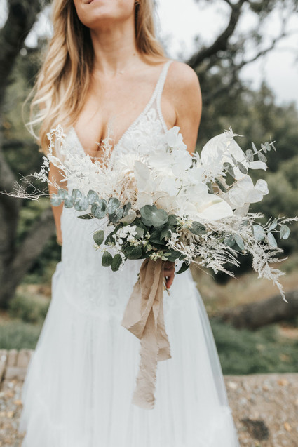 Bohemian bridal bouquet