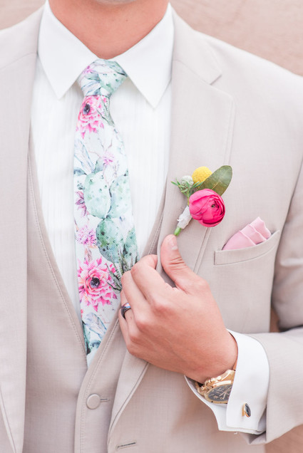 Floral grooms tie