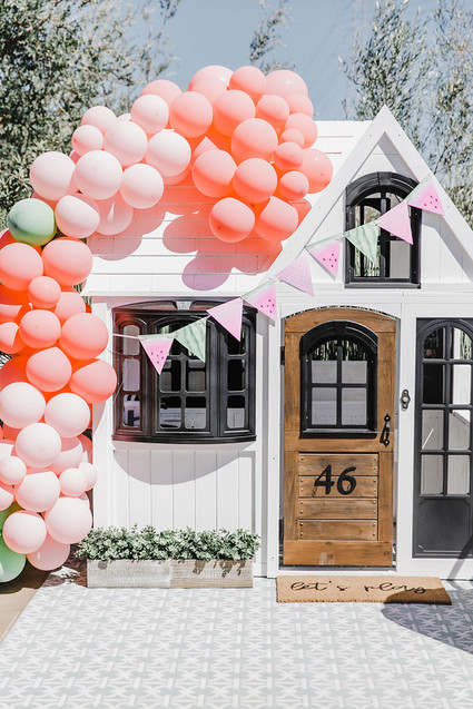 Custom cute playhouse ideas