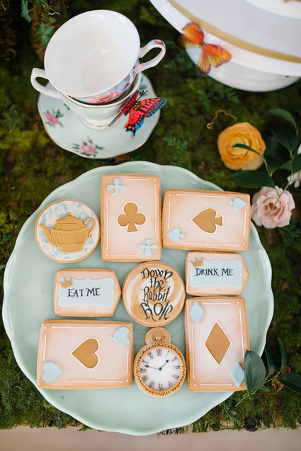Alice in Wonderland kid birthday party