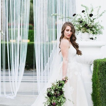 Modern Palm Springs wedding at Avalon Hotel: Erica + Ben
