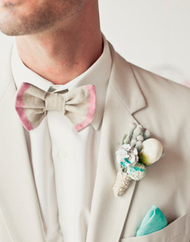 Pink and ivory bowtie