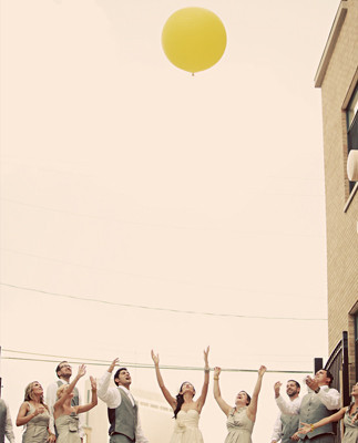 Balloon Bridal Party Portrait Inspiration