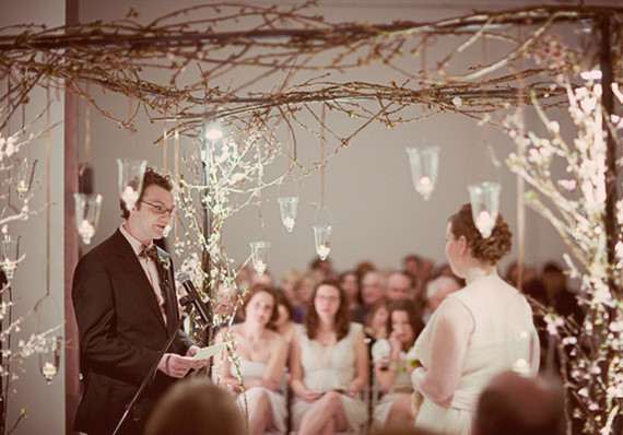 Romantic ceremony decor