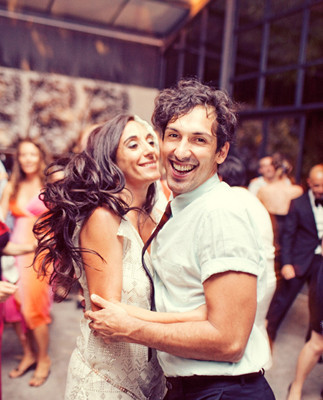 Fun dancing with the couple