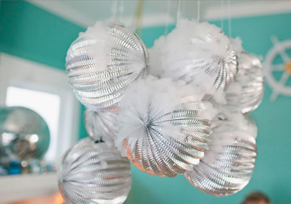Silver Scalloped Hanging Balls