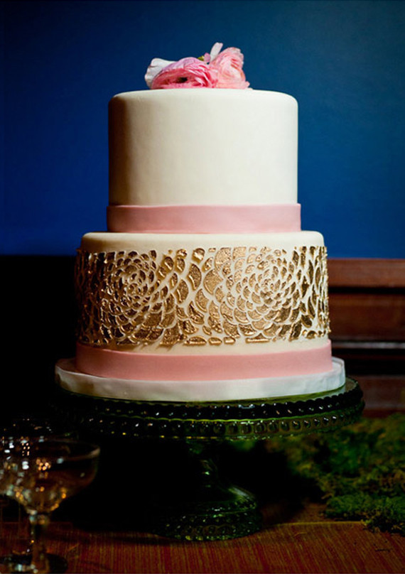 pink and gold floral wedding cake