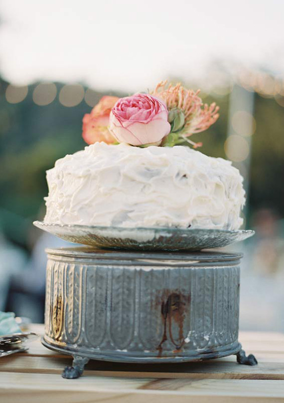 Simple Whipped Cake on Tin Cake Stand