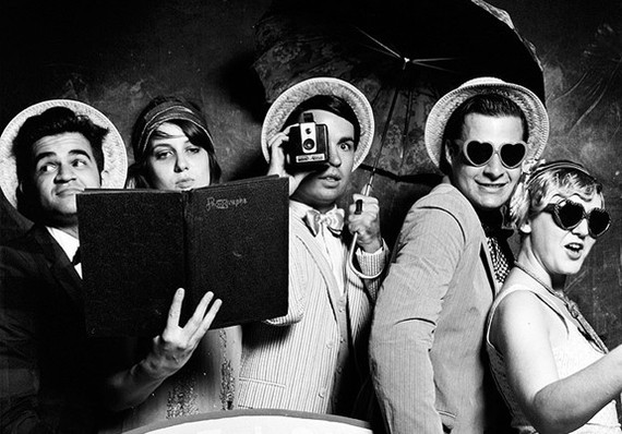 Roaring 1920's Wedding Guests