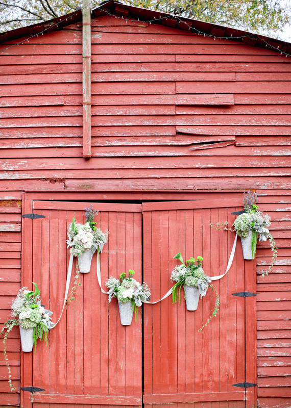 Vintage Outdoor Georgia Wedding