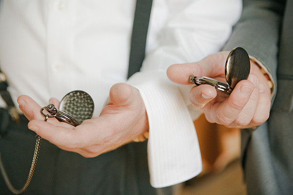 Vintage Glam Seattle Wedding