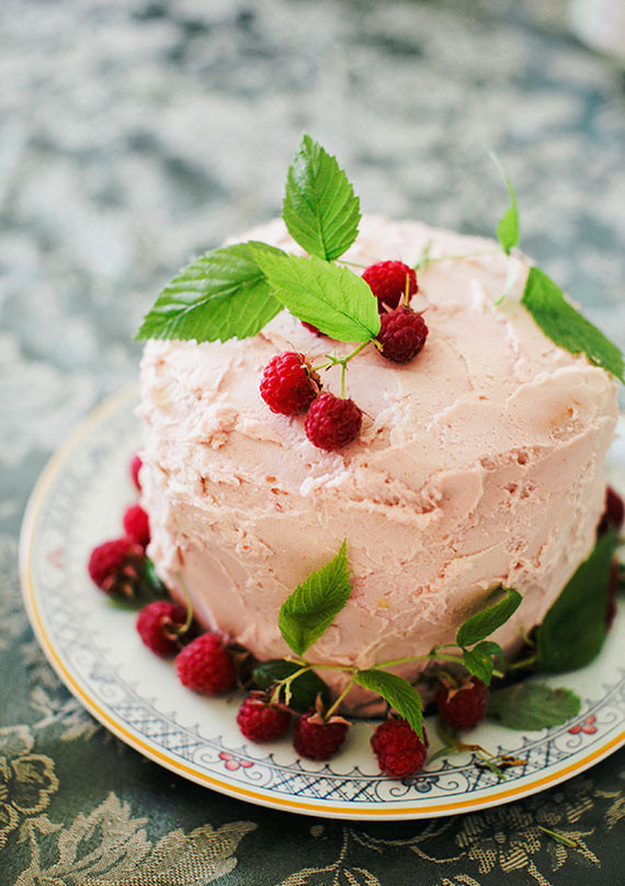 Raspberry cake