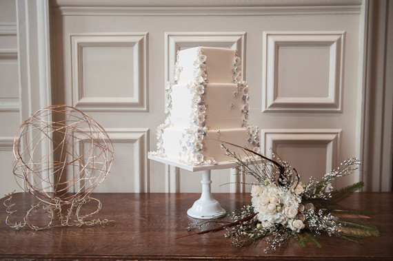 White and flower cake