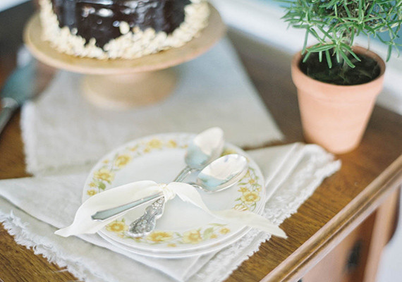 Velvety green wedding inspiration Wedding Inspiration