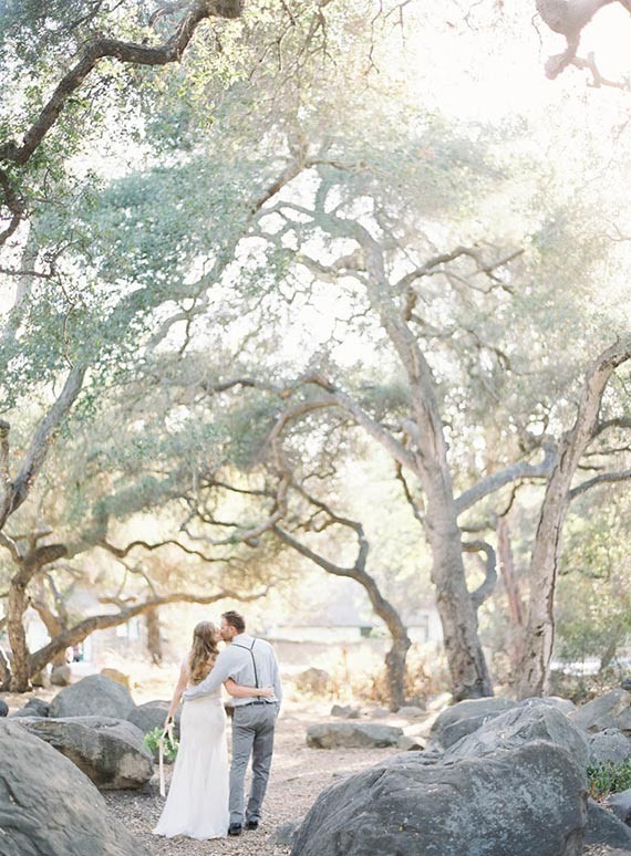 Velvety green wedding inspiration Wedding Inspiration