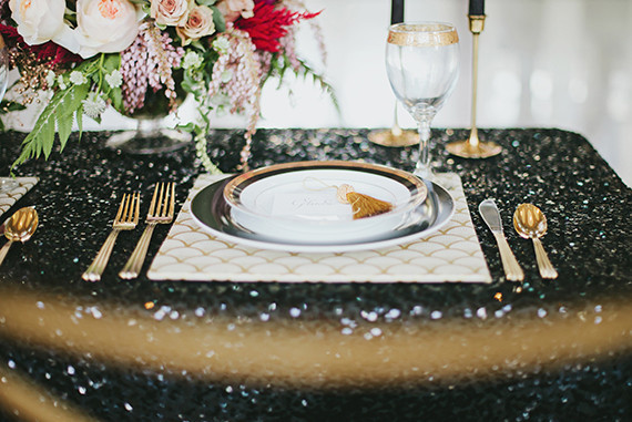 Black and gold tables cape