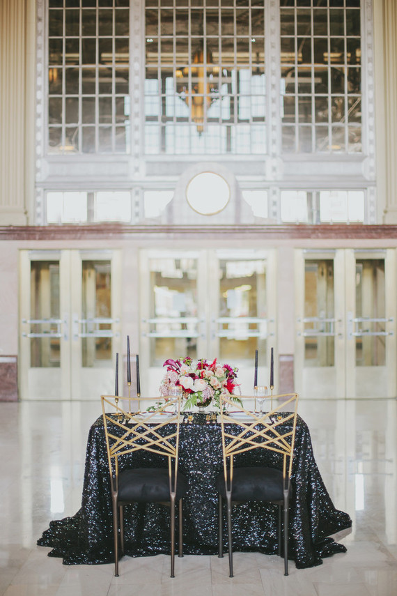Black and gold tablescape