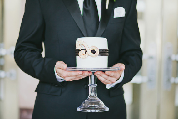 Black & gold wedding cakes