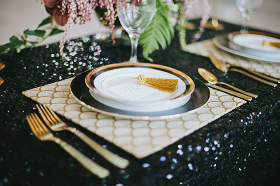 Art Deco table decor
