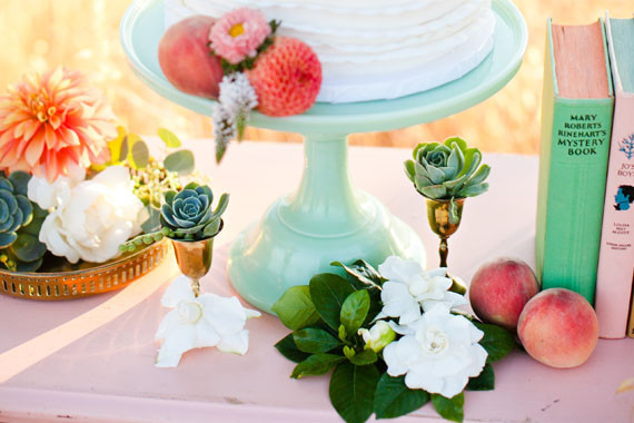Modern, Rustic Wedding Decor Inspiration