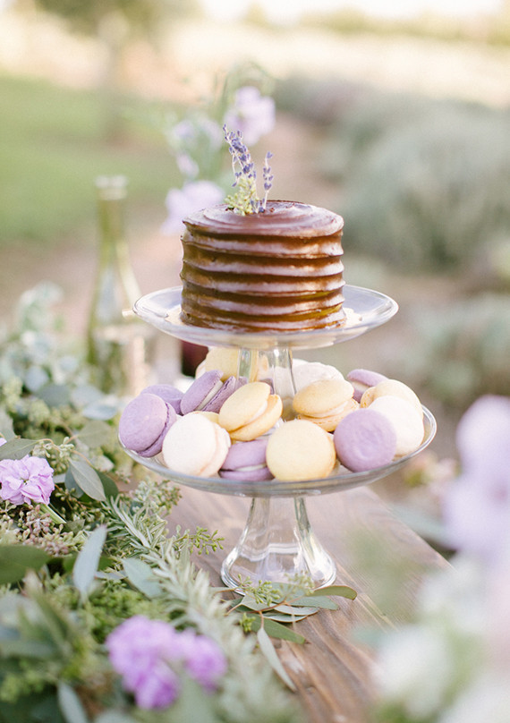 Cake and macaroon set up