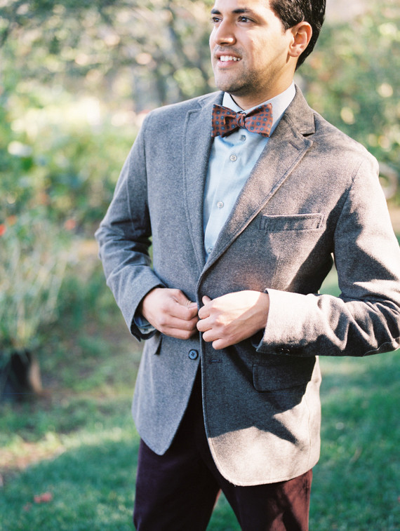 Groom in maroon