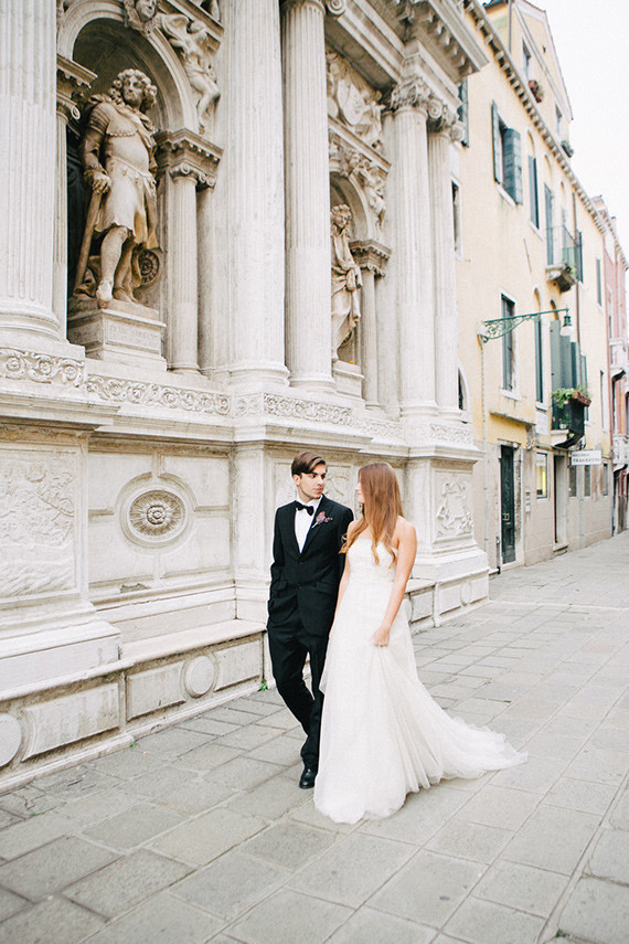 Dark, romantic wedding inspiration Wedding Inspiration