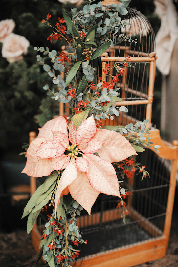 Rustic Christmas inspired birdcage decor