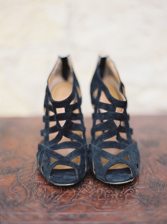 Black bridal shoes