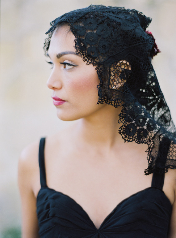 Black lace veil Inspiration