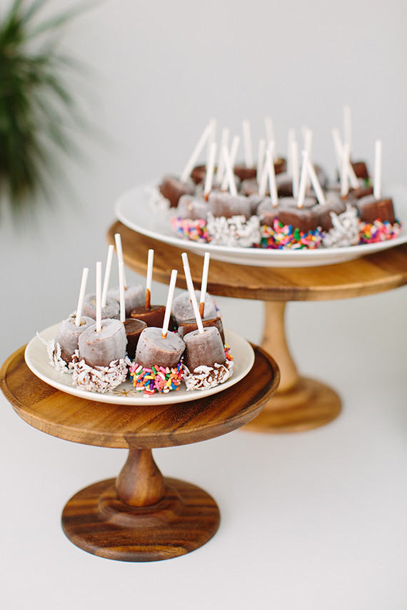 Grams first birthday skate party by Gunn Swain | Photos by Taryn Kent | 100 Layer Cakelet