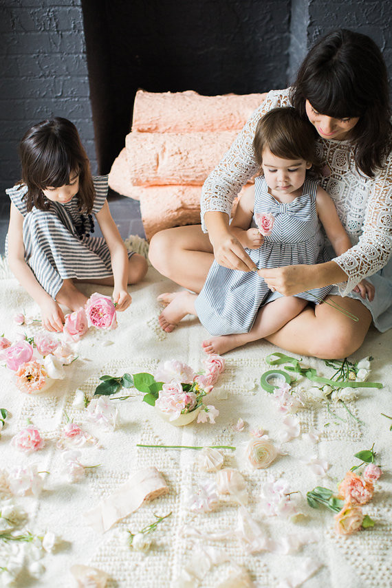 Mother daughter tea party by Bows and Arrows Flowers and NBarrett Photography | 100 Layer Cakelet Inspiration