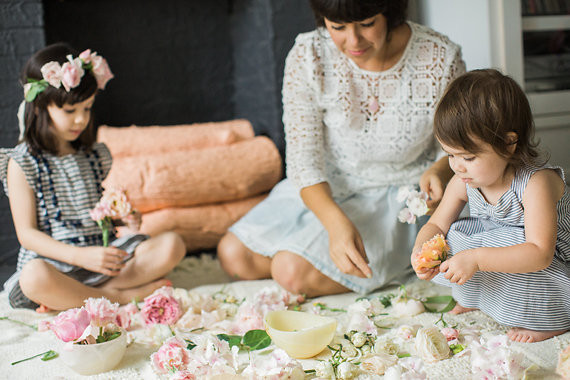 Mother daughter tea party by Bows and Arrows Flowers and NBarrett Photography | 100 Layer Cakelet Inspiration