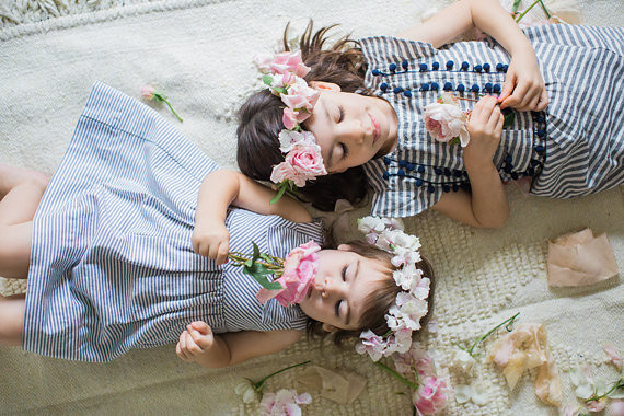 Mother daughter tea party by Bows and Arrows Flowers and NBarrett Photography | 100 Layer Cakelet Inspiration