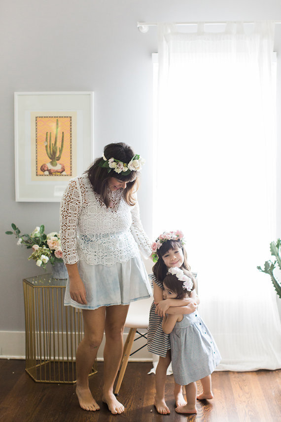 Mother daughter tea party by Bows and Arrows Flowers and NBarrett Photography | 100 Layer Cakelet Inspiration