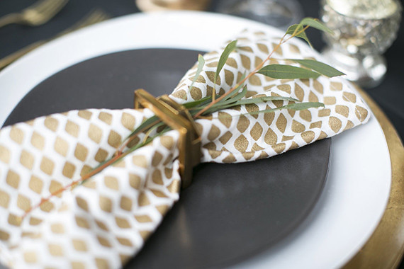 Black and Gold Wedding Ideas