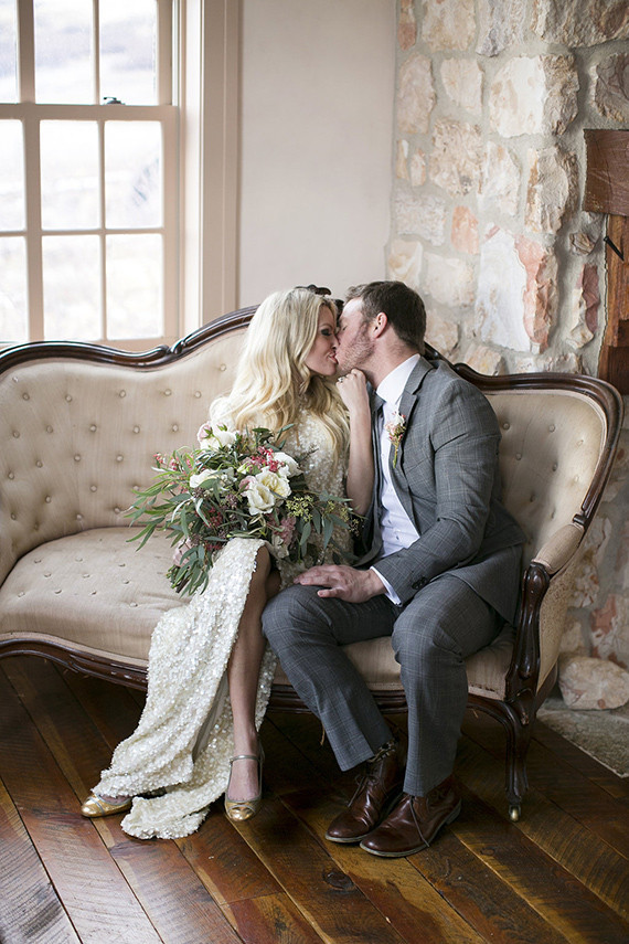 Black and Gold Wedding Ideas