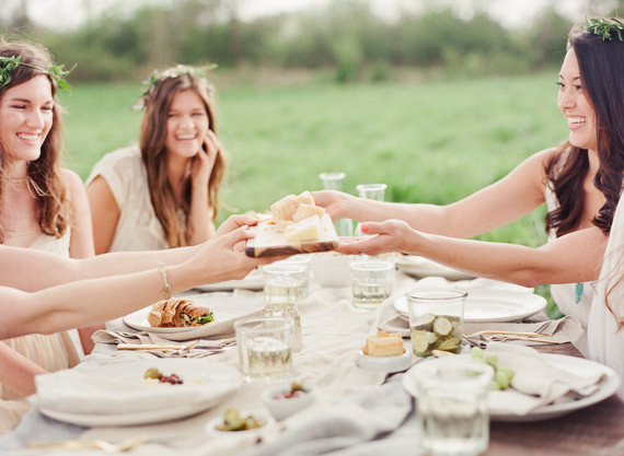 Outdoor spring picnic inspiration