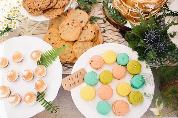 kids party dessert table