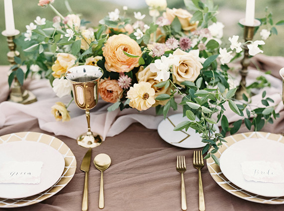 Organic coastal tablescape