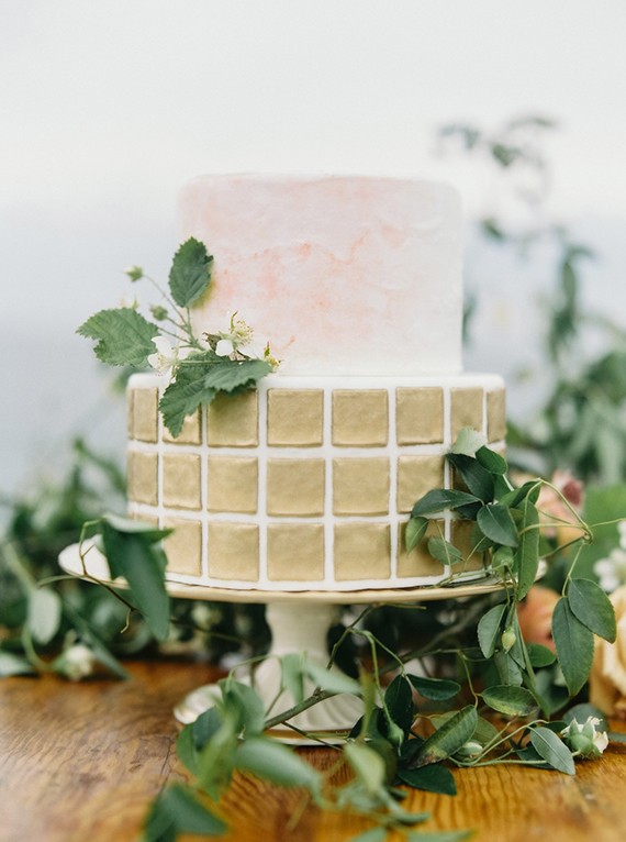 Modern gold wedding cake