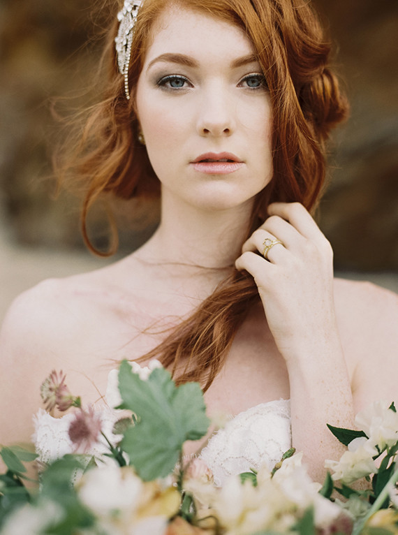 Relaxed bridal hair