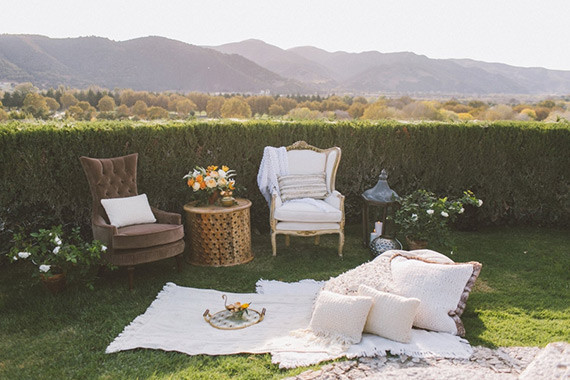 Summer Wedding Decor lounge